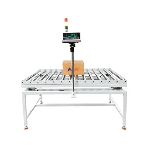 A Non-Powered Roller Scale with Upper and Lower Limit Alarm Lights and a High-Precision Digital Display