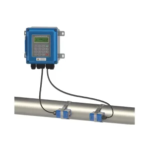 Clamp Ultrasonic Flow Meter RS485 1.0%FS Accuracy IP67 Chilled Hot Water Liquids OEM Customized