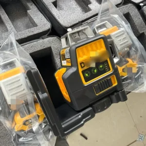 DW089LG Industrial 12 Lines Laser Level Meter Horizontal Green Light Outdoor 3 Sides 360 Degree Vertical 12V Lithium Battery