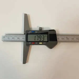 Digital Depth Gauge 0-200mm