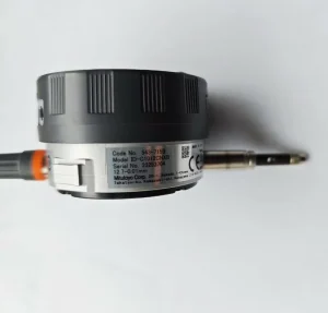 MITUTOYO 543 Series High Performance Absolute Digital Indicating Meter ID C1012CNX 543 715 0~12.7mm Japan