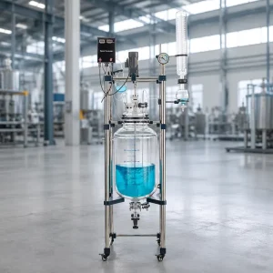 Medium Scale 30L Jacketed Glass Mixing Reactor Digital PID Control Detachable Glass Body Heavy Duty Casters