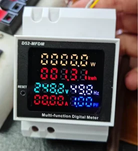 Three-Phase Six-in-One LCD Display Multifunctional Electric Meter Measures Current Voltage Power Frequency 30A Rated 0-9999.9