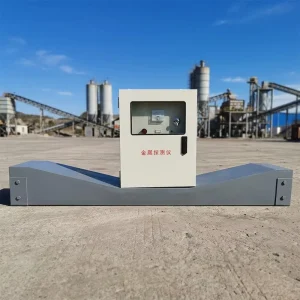 Tramp Metal Detector for Stone Quarry and Resource Recycling Flat Plate Conveyor Detector for Bulk Materials
