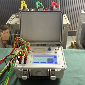 Transformer DC Winding and Turns Ratio Tester with Output Short-circuit Alert